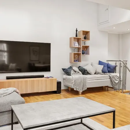 12-guest - Self Check-in - Large Smart Tv - Берген