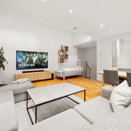 Apartment 12-guest - Self Check-in - Large Smart Tv - *