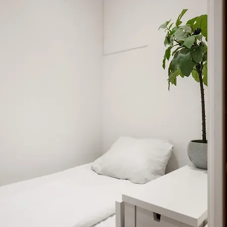 12-guest - Self Check-in - Large Smart Tv - Берген