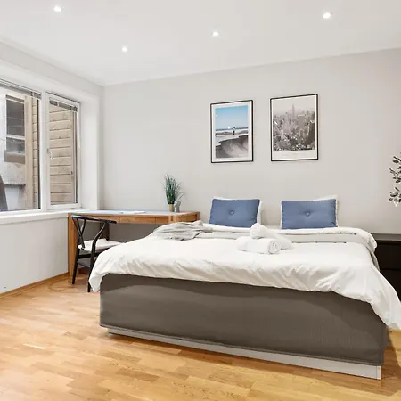 Leilighet 12-guest - Self Check-in - Large Smart Tv - *